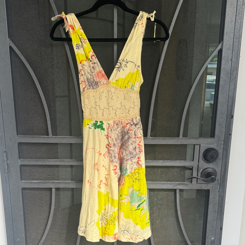 Free People Colorful fully lined Sleeveless Dress with Floral Patterns